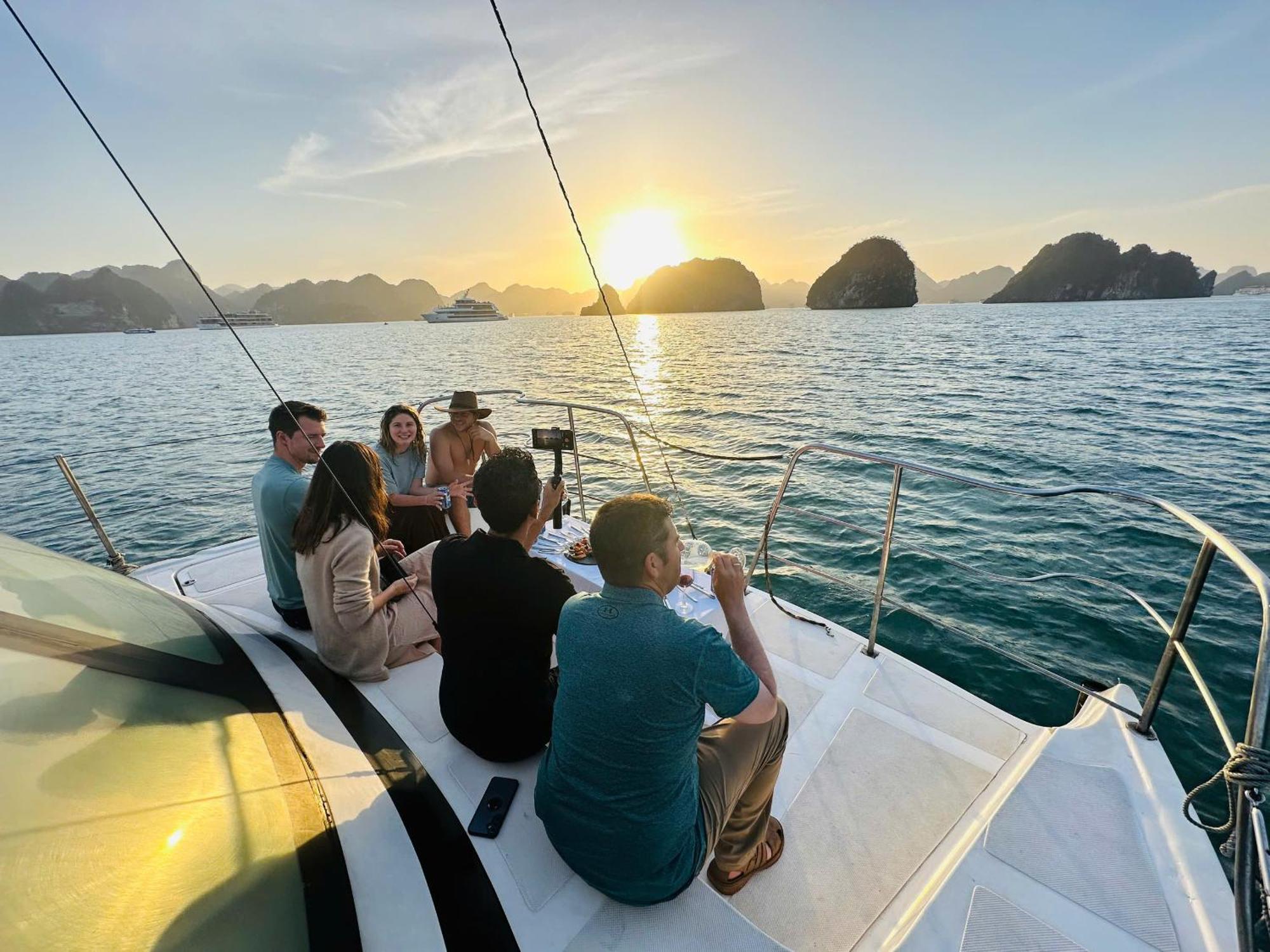 Hotel Scarlet Pearl Cruises - Wonder On Lan Ha Bay Hạ Long Exterior foto
